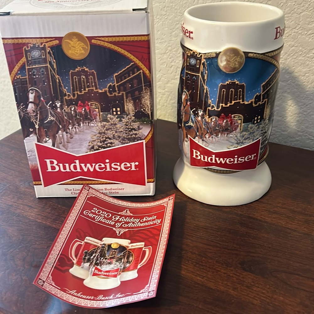 2020 Budweiser Clydesdales “Brewery Lights” Holiday Stein